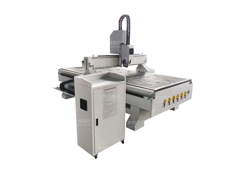 03 /upload/2024-11-06/f9e8574ad8882203850e634a6e6061ed.jpg